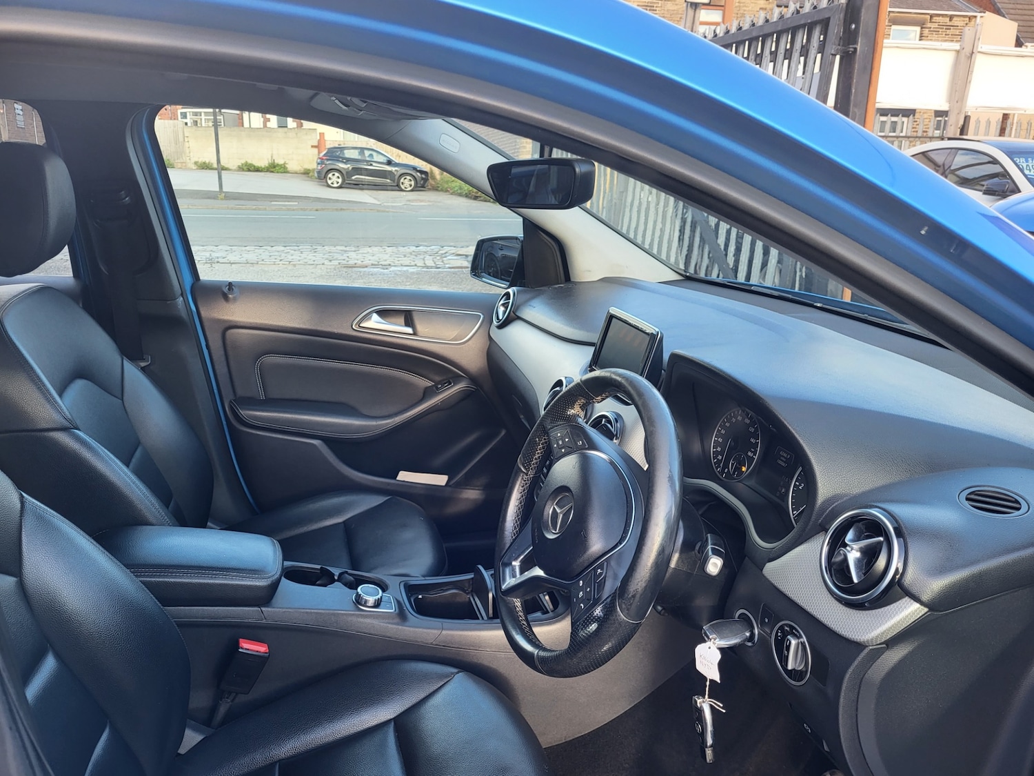 Used Mercedes-Benz B Class 2014 for sale - 76426329: Photo 6