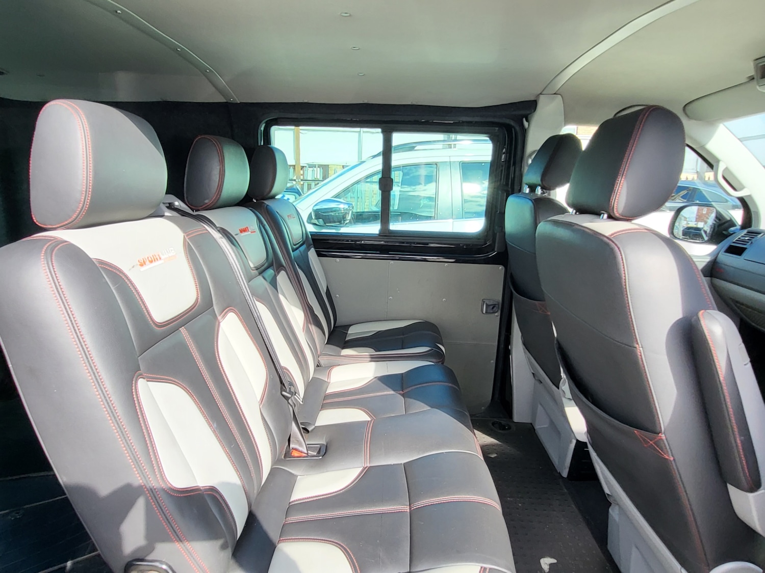 Used Volkswagen Transporter 2014 for sale - 76232823: Photo 20