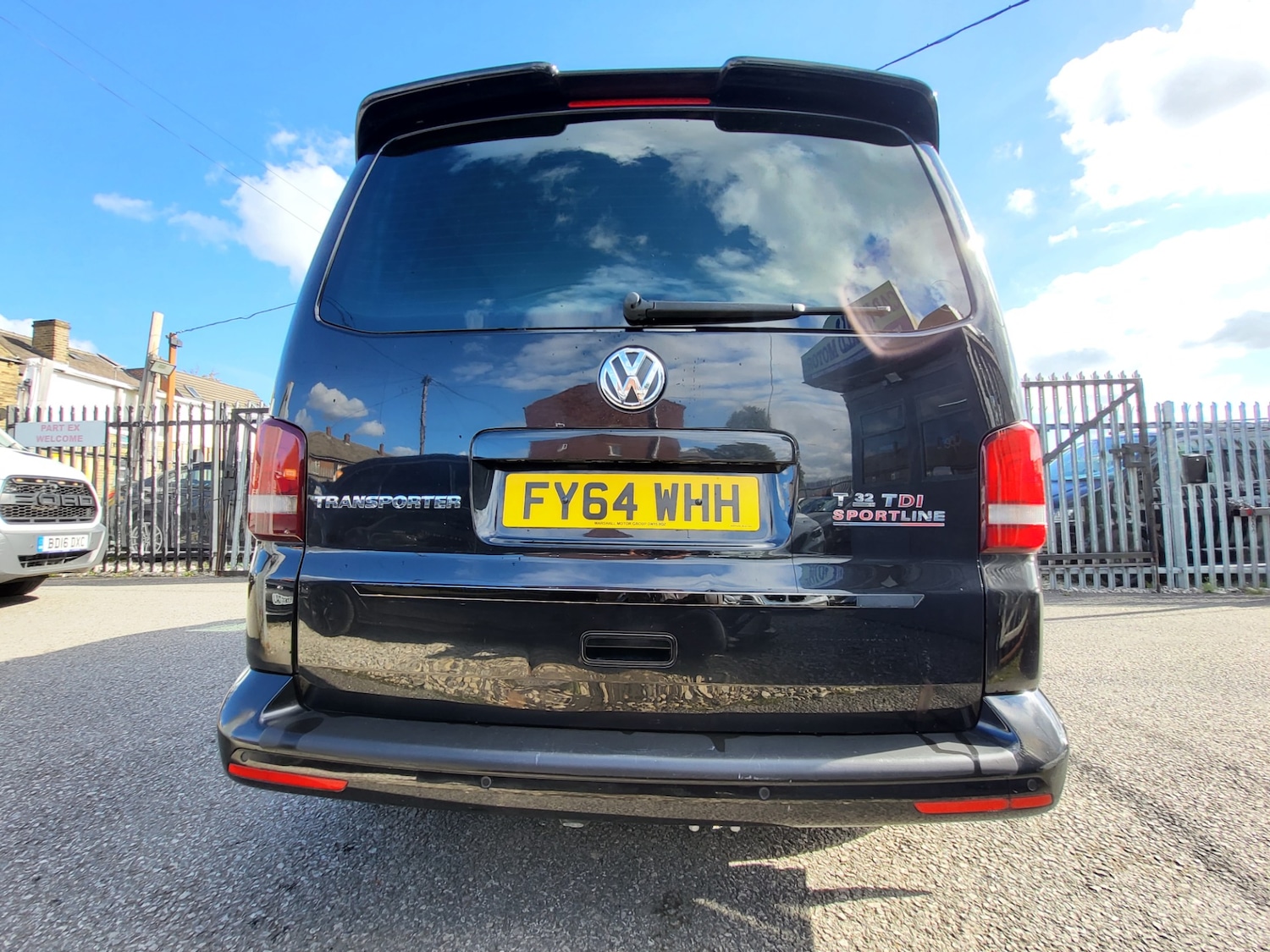 Used Volkswagen Transporter 2014 for sale - 76232823: Photo 25