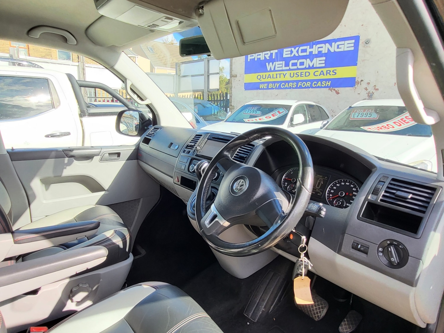 Used Volkswagen Transporter 2014 for sale - 76232823: Photo 6