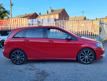 Used Mercedes-Benz B Class 2014 for sale - 76263131: Photo 4