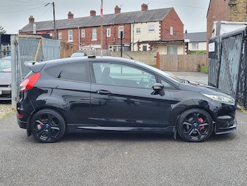 Used Ford Fiesta 2014 for sale - 76491886: Photo