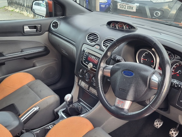 Used Ford Focus 2010 for sale - 76258011: Photo 6