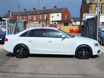 Used Audi A4 2015 for sale - 76258133: Photo