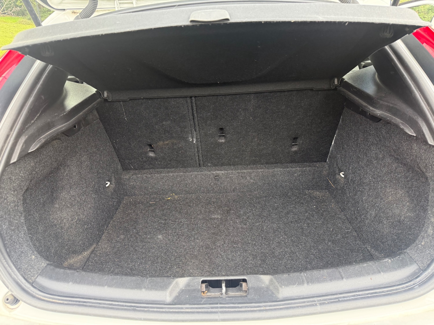 Used Volvo V40 2014 for sale - 75957446: Photo 8