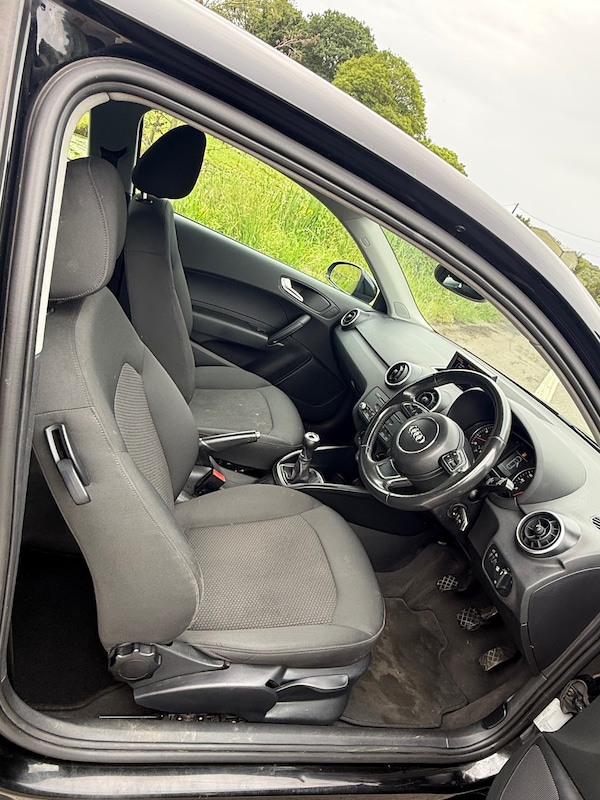 Used Audi A1 2012 for sale - 74952602: Photo 5