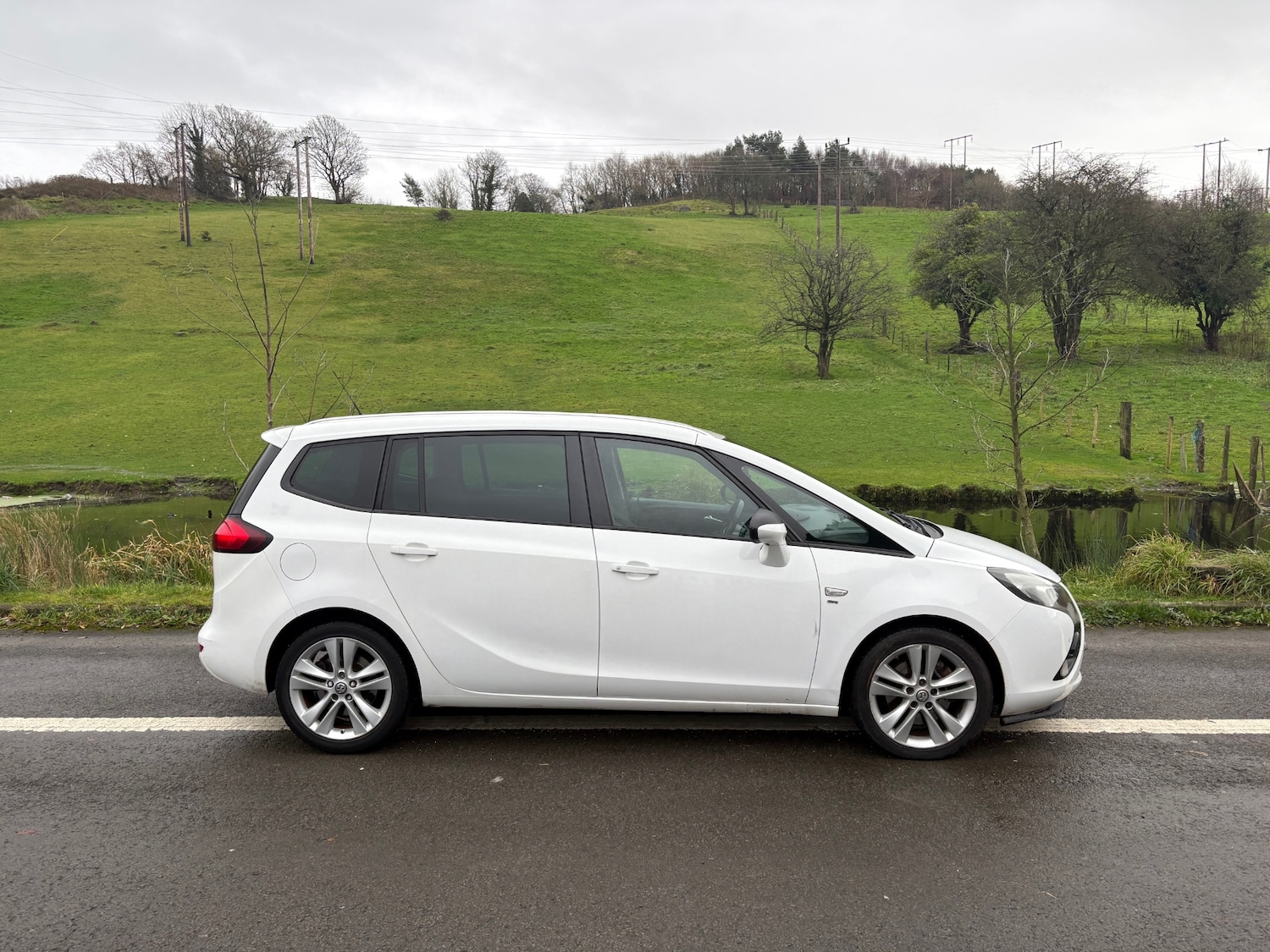 Used Vauxhall Zafira 2015 for sale - 76864207: Photo 2