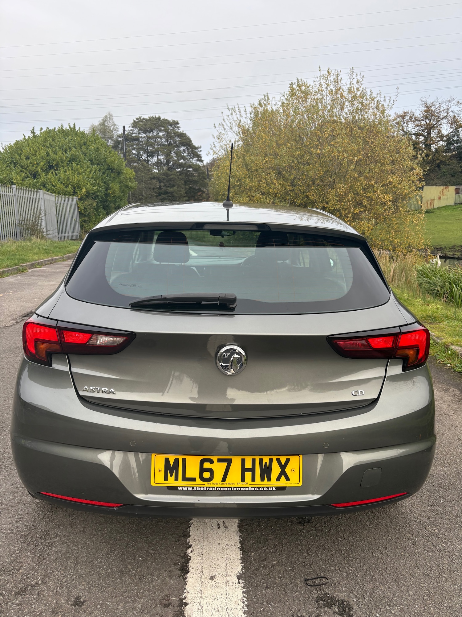 Used Vauxhall Astra 2017 for sale - 76384250: Photo 4
