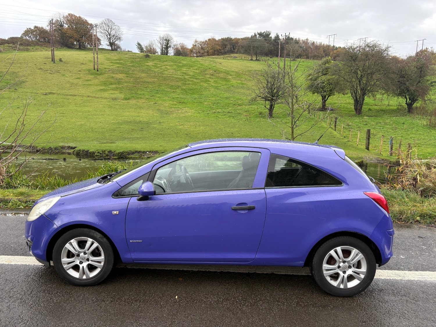 Used Vauxhall Corsa 2010 for sale - 76476836: Photo 3