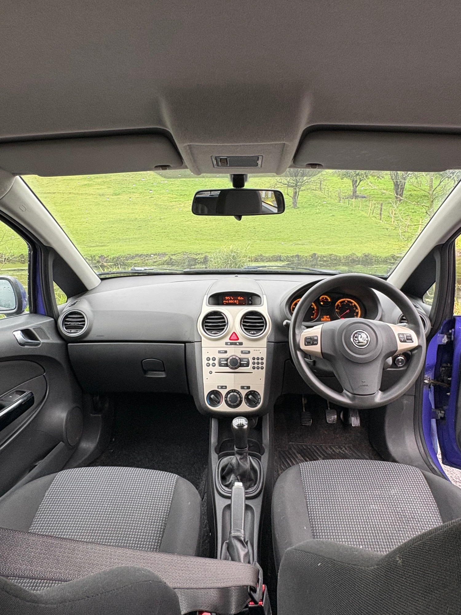 Used Vauxhall Corsa 2010 for sale - 76476836: Photo 7