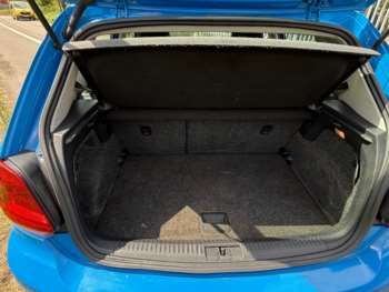 Used Volkswagen Polo 2015 for sale - 74635587: Photo