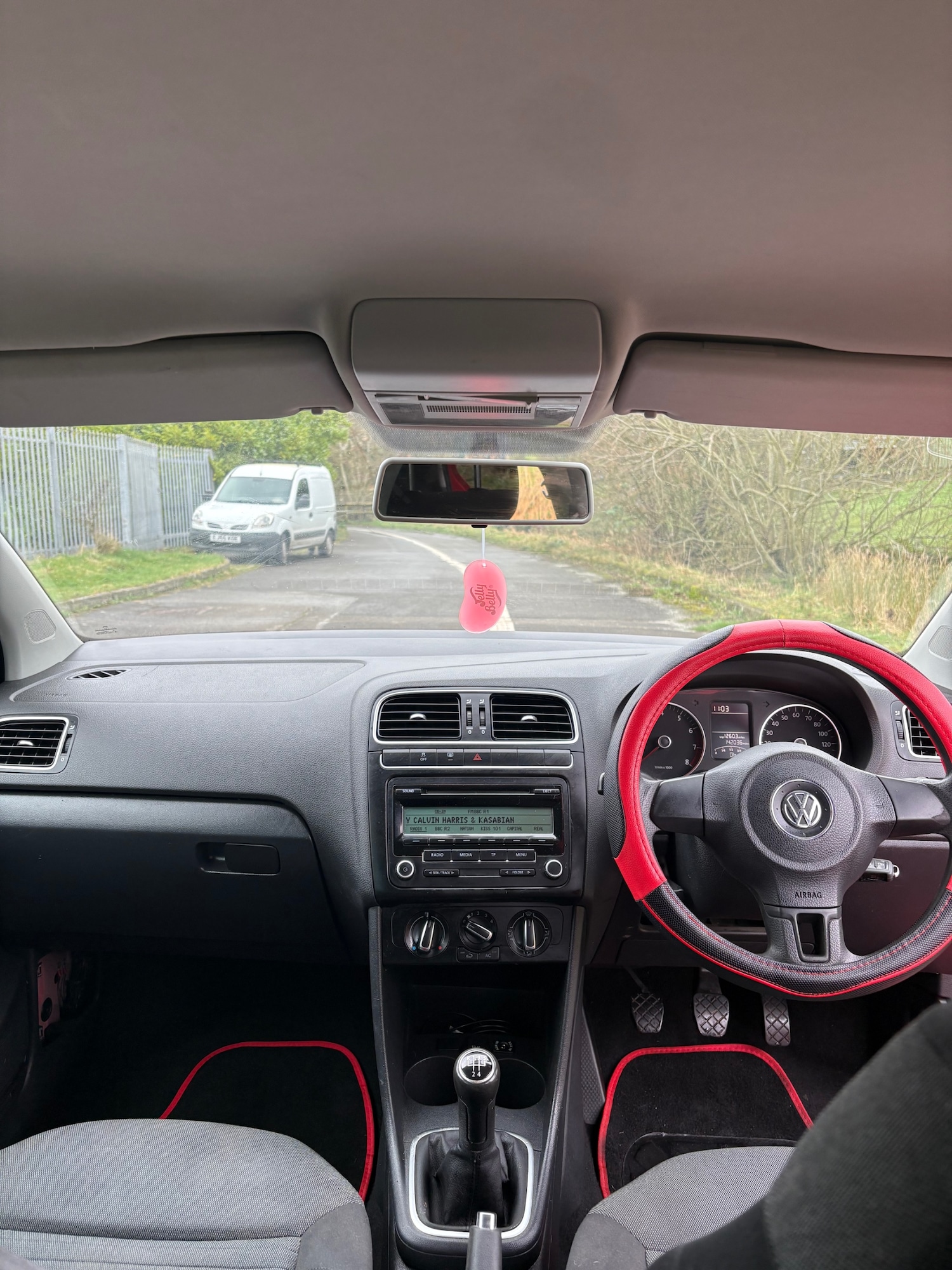 Used Volkswagen Polo 2011 for sale - 77735445: Photo 7