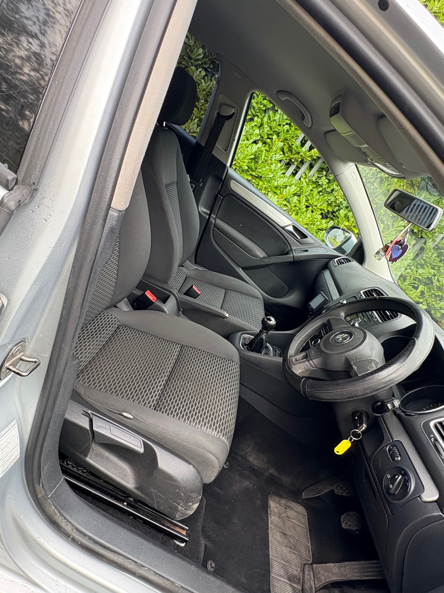 Used Volkswagen Golf 2011 for sale - 76126437: Photo 4