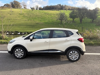 Used Renault Captur 2014 for sale - 76402879: Photo