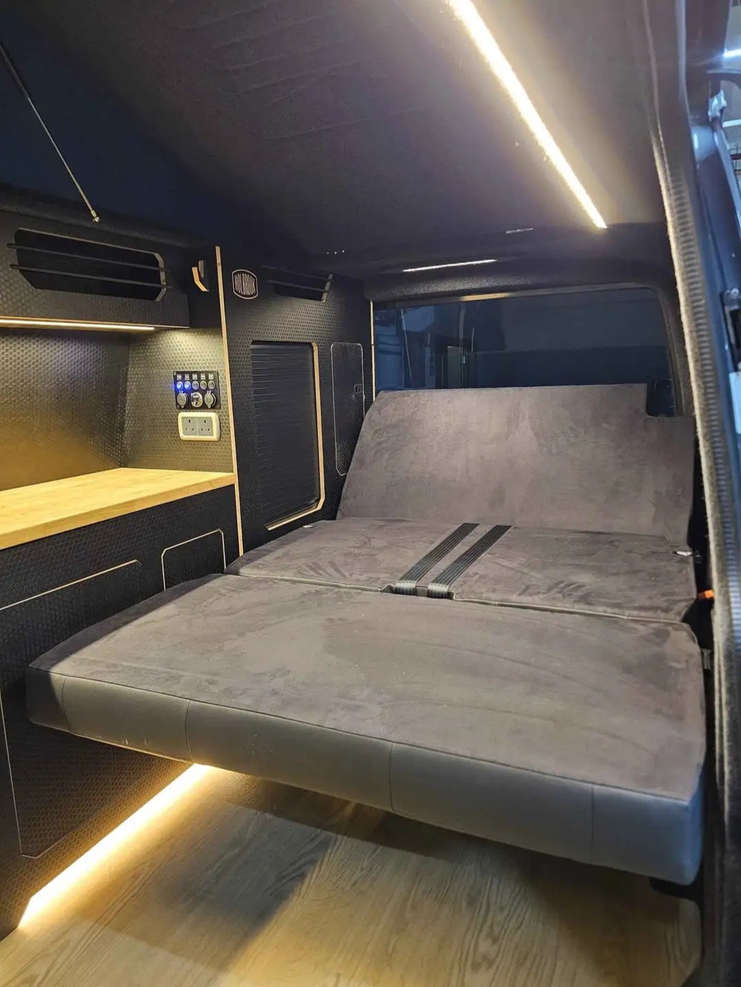 Used Volkswagen Transporter 2022 for sale - 77431153: Photo 10