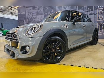 Used MINI Hatch 2019 for sale - 78939846: Photo