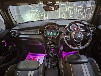 Used MINI Hatch 2019 for sale - 78939846: Photo