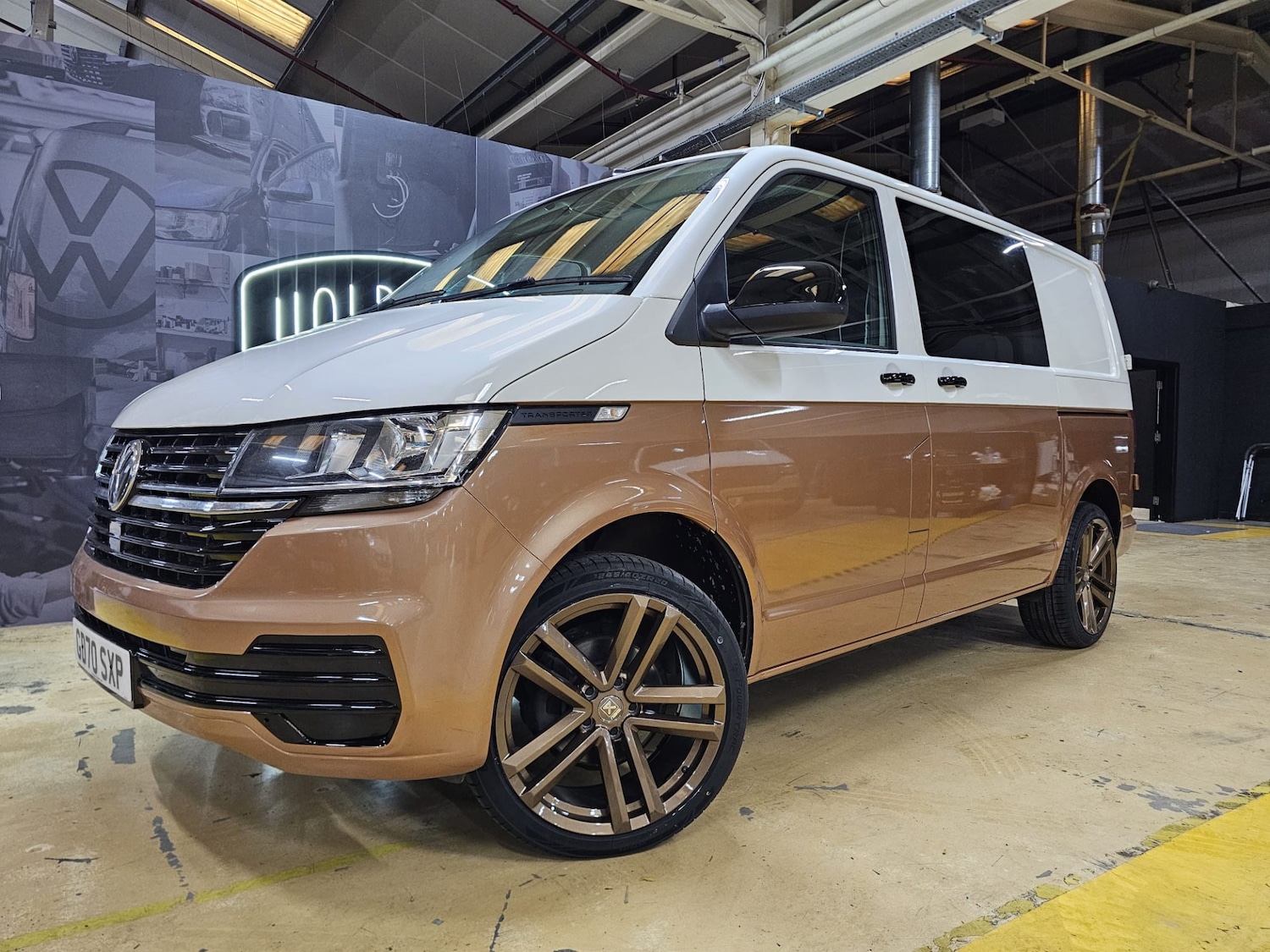 Used Volkswagen Transporter 2021 for sale - 77137385: Photo 2