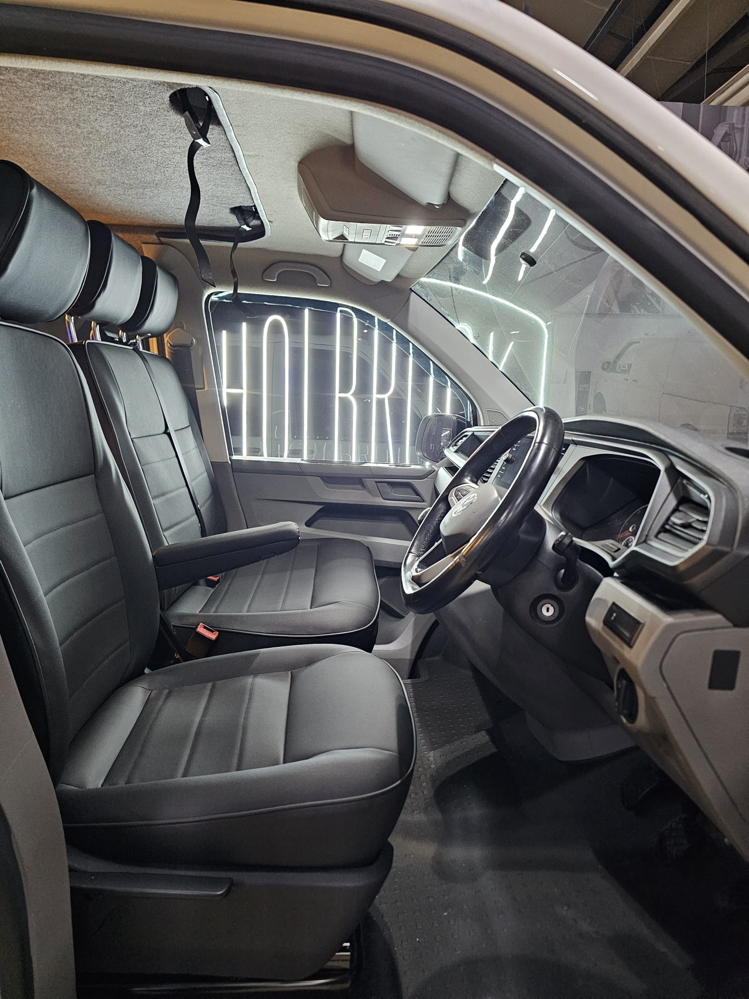 Used Volkswagen Transporter 2023 for sale - 77137247: Photo 23