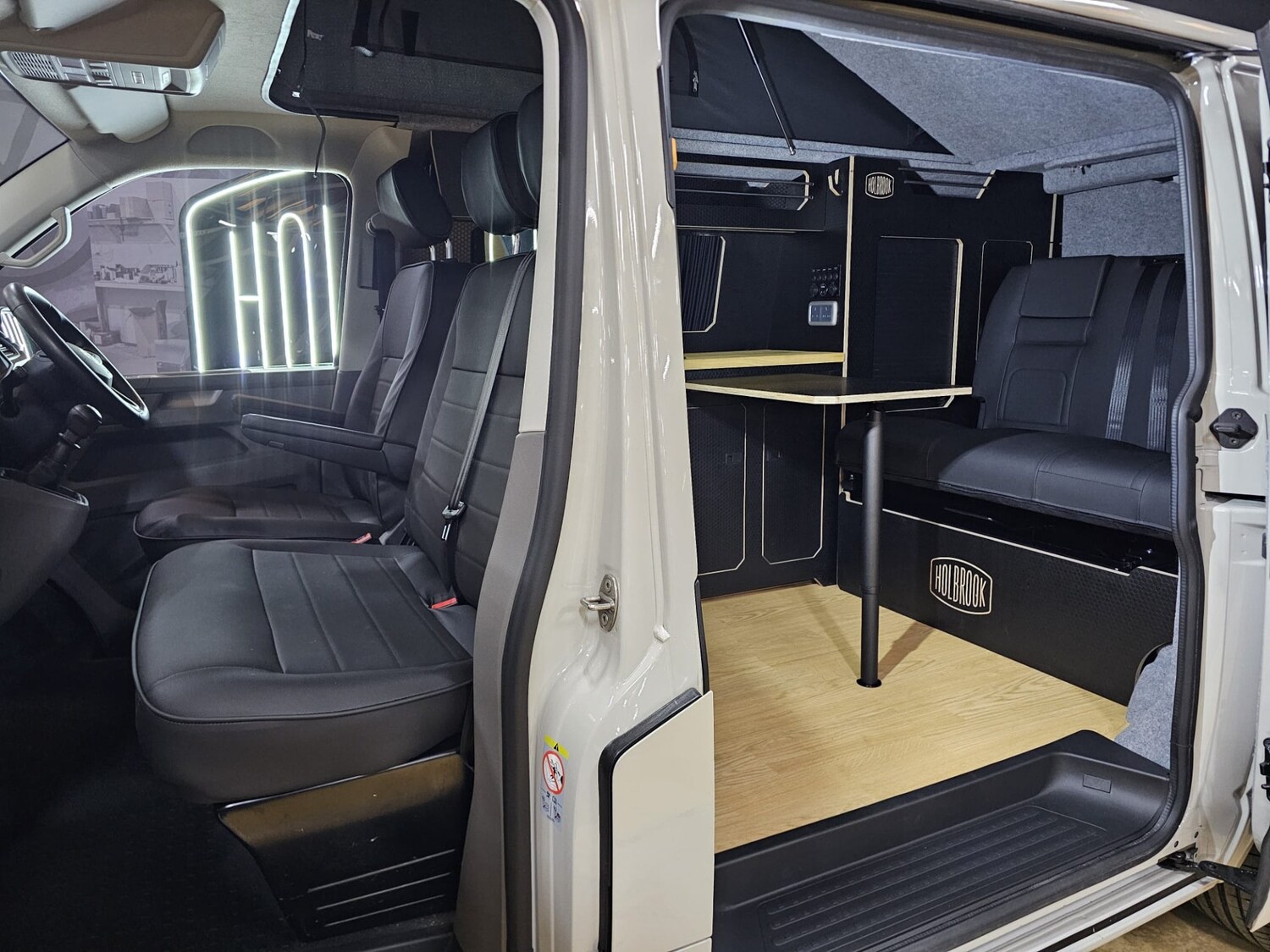 Used Volkswagen Transporter 2022 for sale - 77195914: Photo 14