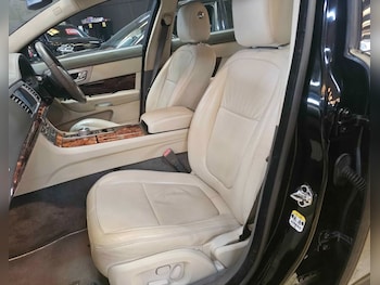 Used Jaguar XF 2009 for sale - 79329932: Photo