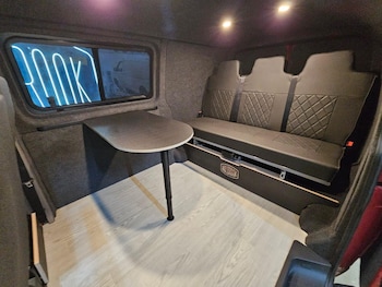 Used Volkswagen Transporter 2021 for sale - 76659254: Photo