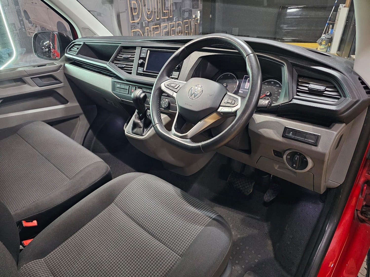 Used Volkswagen Transporter 2021 for sale - 76659254: Photo 9