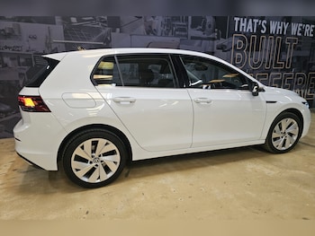Used Volkswagen Golf 2025 for sale - 79271584: Photo