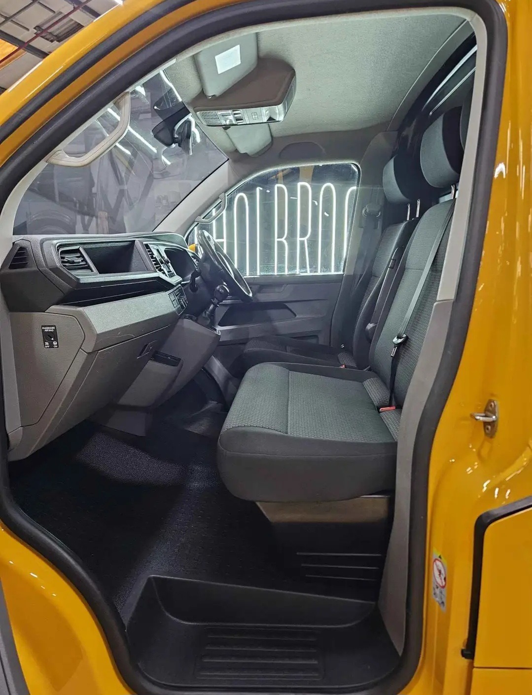 Used Volkswagen Transporter 2022 for sale - 77431462: Photo 10