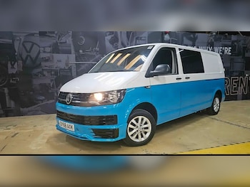 Used Volkswagen Transporter 2018 for sale - 78627786: Photo