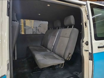 Used Volkswagen Transporter 2018 for sale - 78627786: Photo