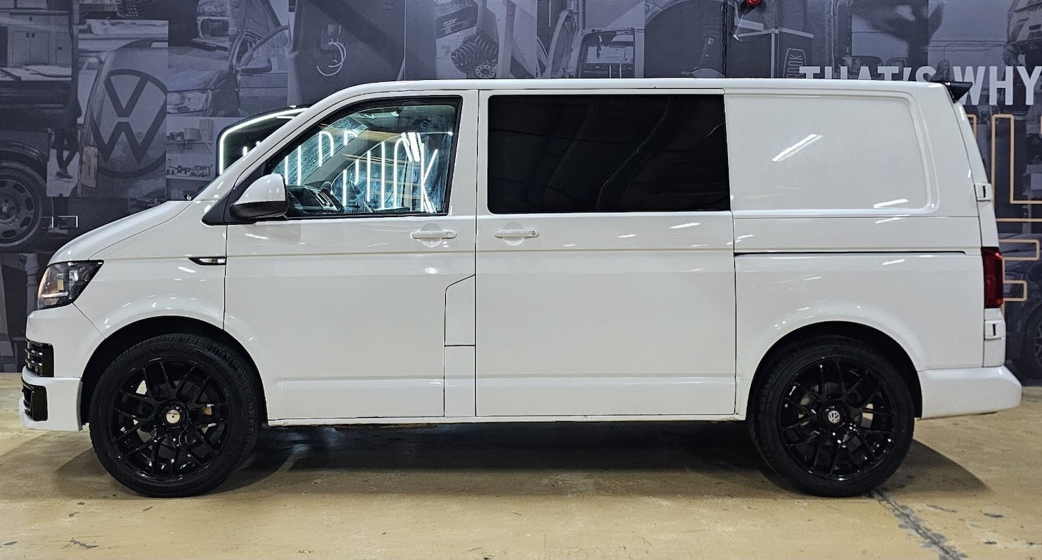 Used Volkswagen Transporter 2016 for sale - 77900827: Photo 3
