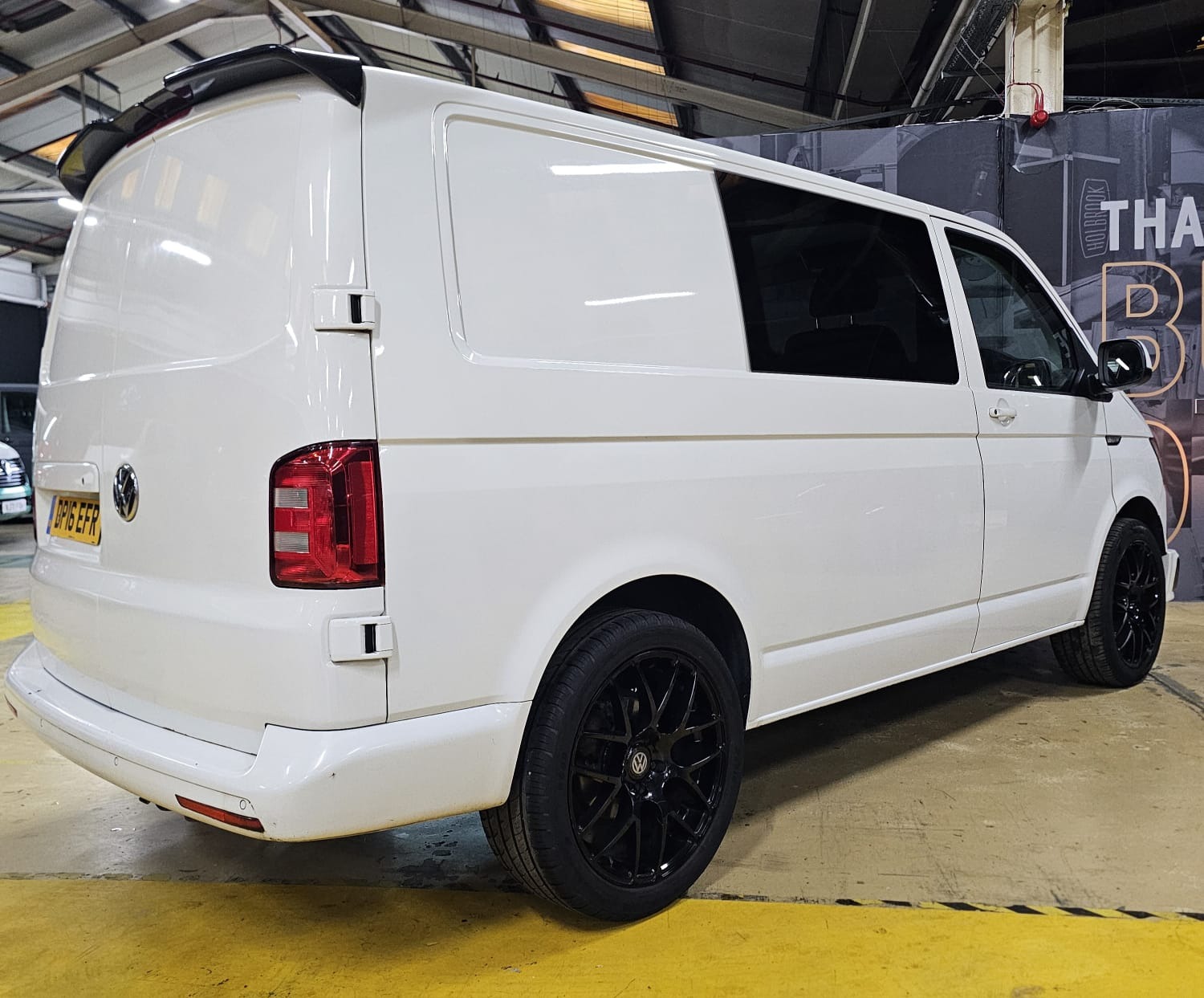 Used Volkswagen Transporter 2016 for sale - 77900827: Photo 5