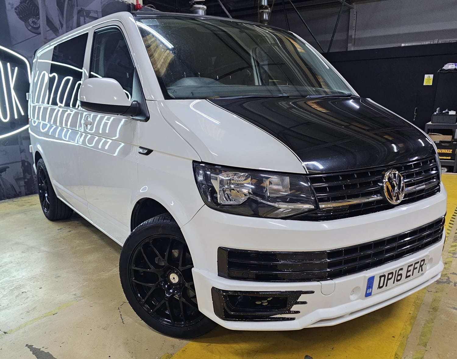 Used Volkswagen Transporter 2016 for sale - 77900827: Photo 8