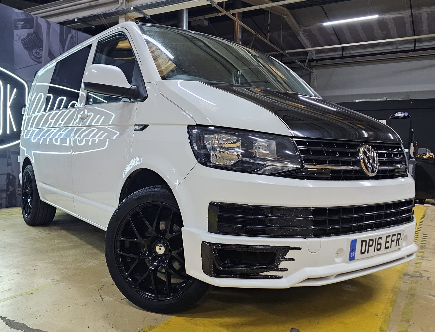 Used Volkswagen Transporter 2016 for sale - 77900827: Photo 9