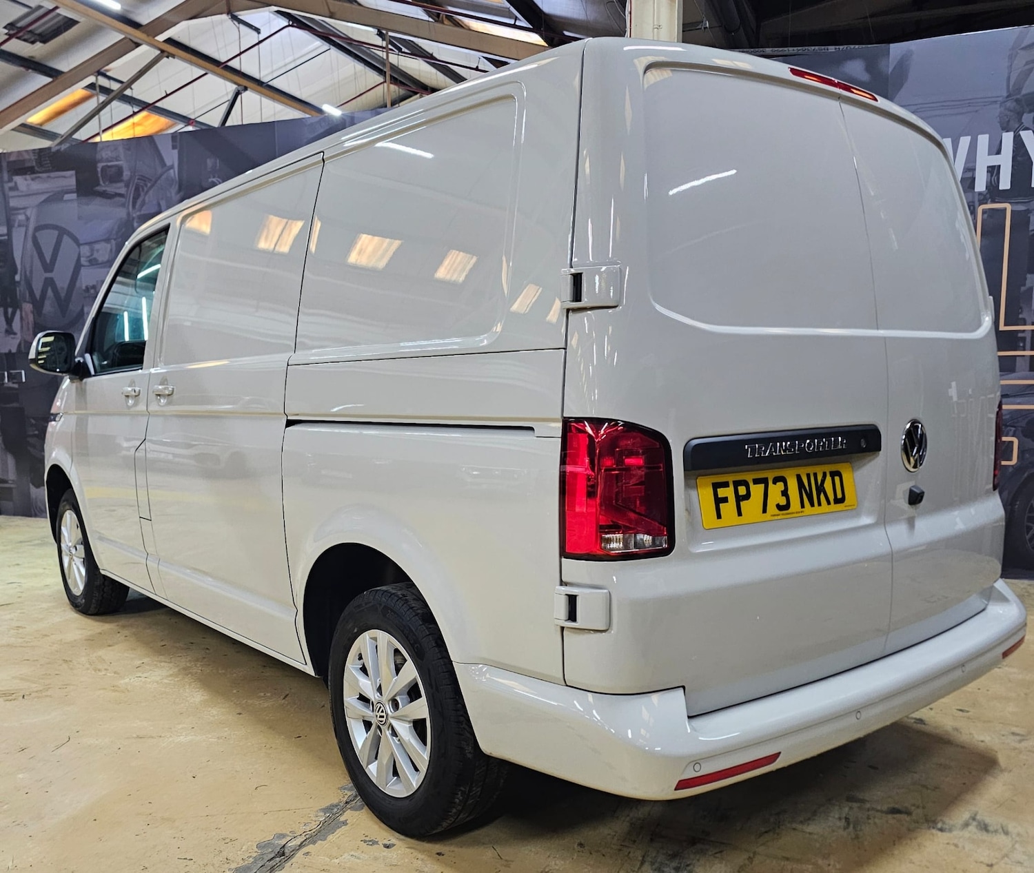 Used Volkswagen Transporter 2023 for sale - 77603484: Photo 5