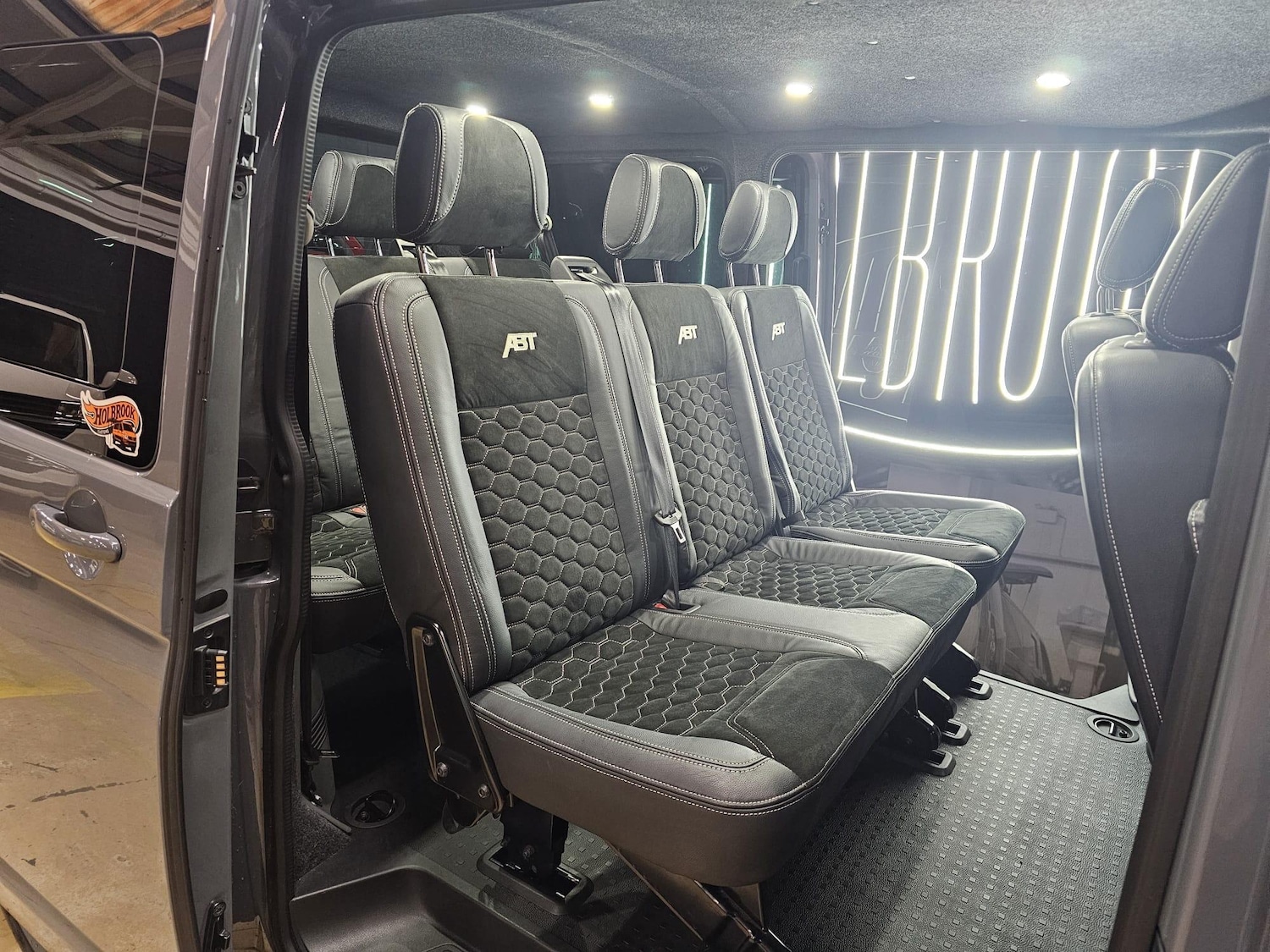 Used Volkswagen Transporter 2021 for sale - 76666812: Photo 7