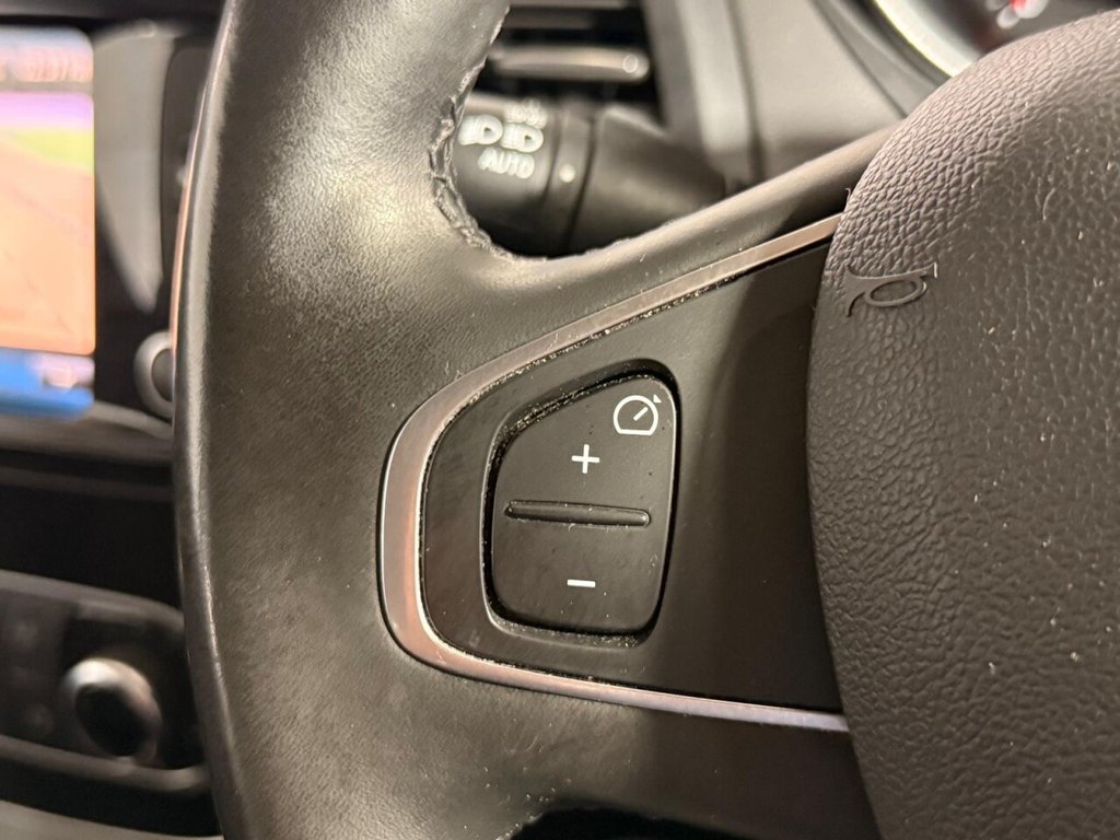 Used Renault Captur 2018 for sale - 75831061: Photo 37