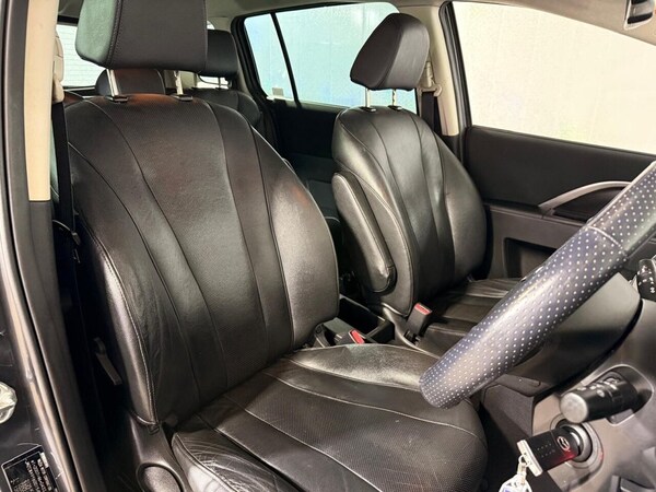 Used Mazda Mazda5 2015 for sale - 75295970: Photo 14