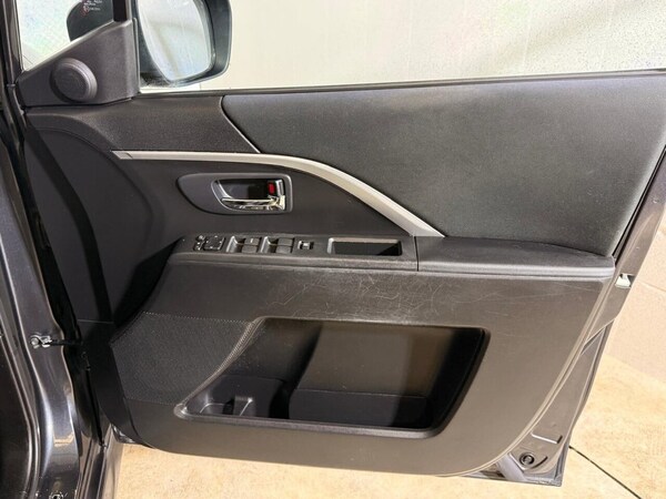 Used Mazda Mazda5 2015 for sale - 75295970: Photo 24
