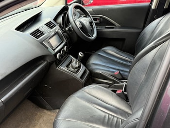 Used Mazda Mazda5 2015 for sale - 75295970: Photo