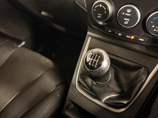 Used Mazda Mazda5 2015 for sale - 75295970: Photo 38