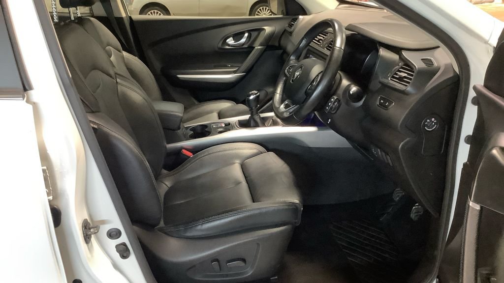 Used Renault Kadjar 2022 for sale - 77621728: Photo 2