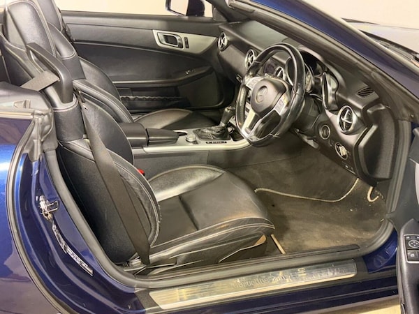 Used Mercedes-Benz SLK 2012 for sale - 76162852: Photo 20