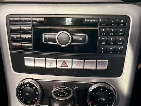 Used Mercedes-Benz SLK 2012 for sale - 76162852: Photo 26