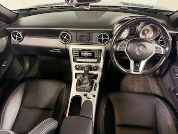 Used Mercedes-Benz SLK 2012 for sale - 76162852: Photo 2