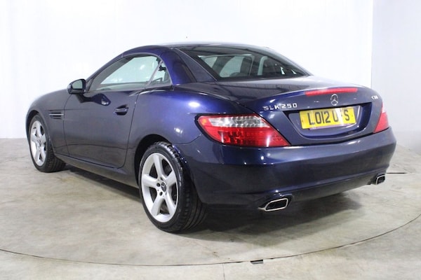 Used Mercedes-Benz SLK 2012 for sale - 76162852: Photo 57