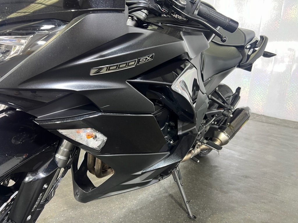 Kawasaki Z1000SX
