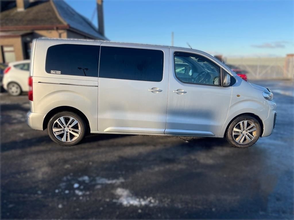 Used Peugeot Traveller 2018 for sale - 76665649: Photo 6