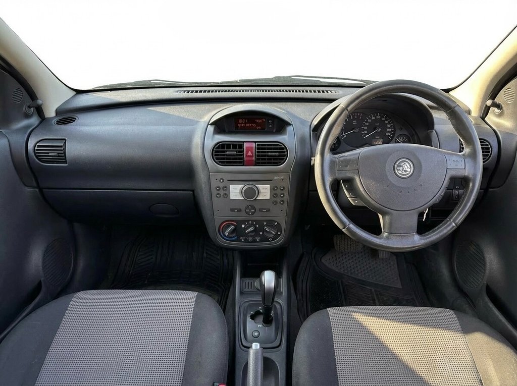Used Vauxhall Corsa 2005 for sale - 77654686: Photo 2